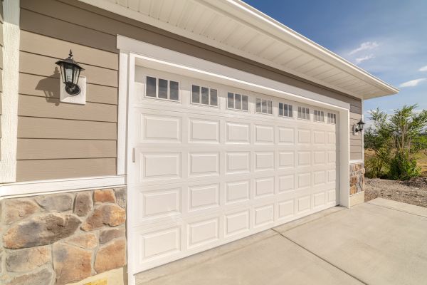 Cost of Garage Lifting in Lincoln